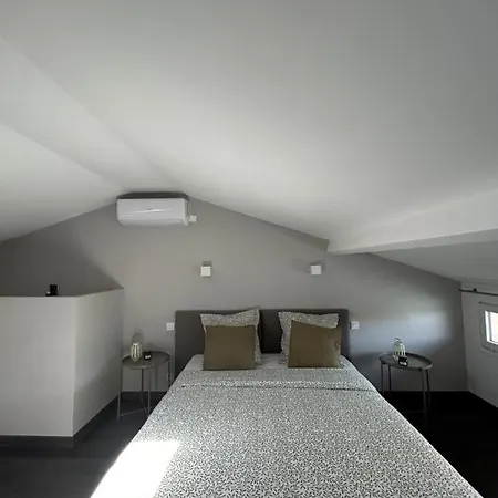 Duplex Lumineux Renove Avec Terrasse Et Bains De Soleil 아파트 칸느